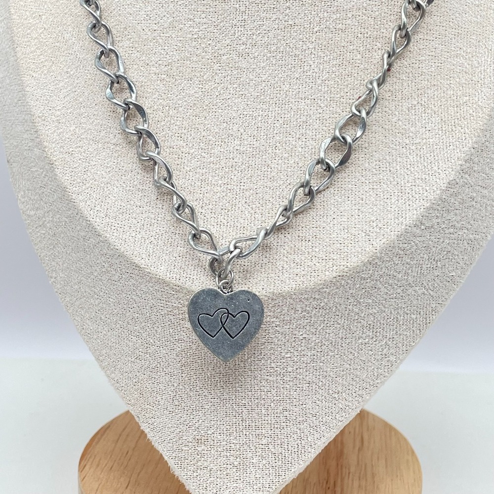 Valentine's Gift Silver-Tone Chunky Chain "Love" Engraved Heart Pendant Necklace